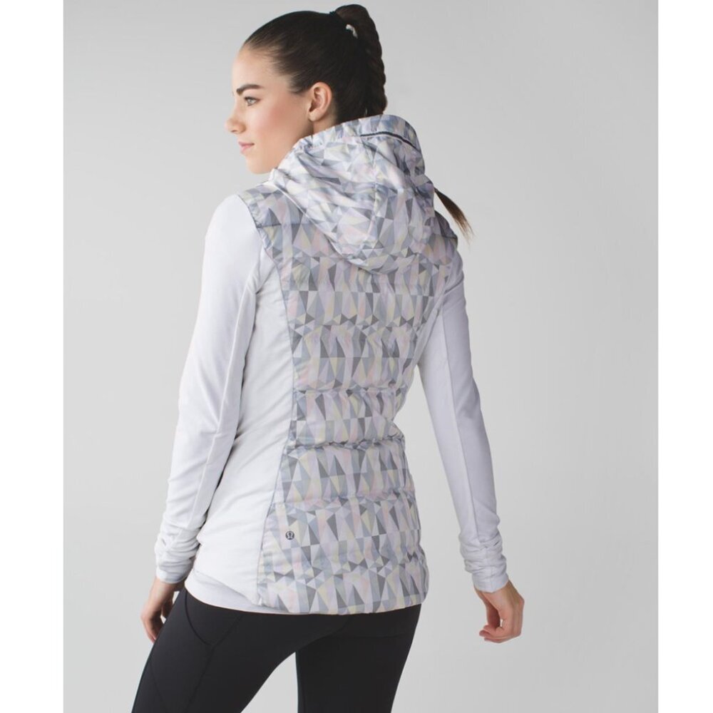 lululemon athletica Women's Hooded Lightweight Vest in Geometric Pastel Print